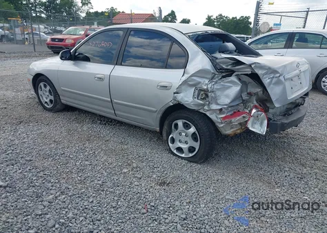 2001 Hyundai Elantra Gls z USA, uszkodzony, nr VIN KMHDN45DX1U079351